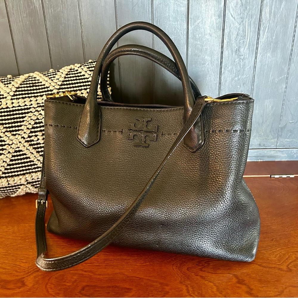 Tory Burch Black Leather Shoulder Bag with Adjustable Strap